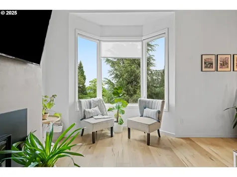 6535 SW Canyon Court Portland OR 97225