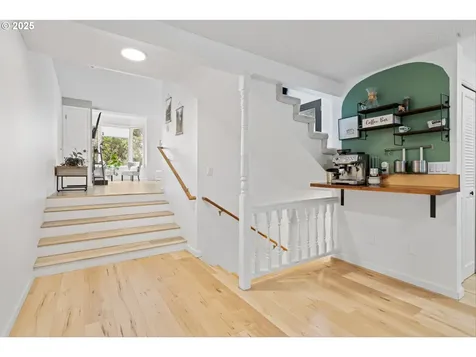 6535 SW Canyon Court Portland OR 97225