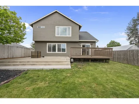 1819 N Main Street Newberg OR 97132