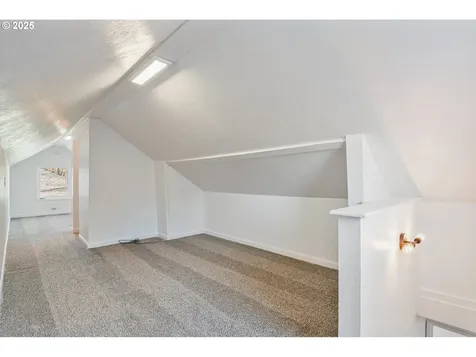 812 Harris Street Kelso WA 98626