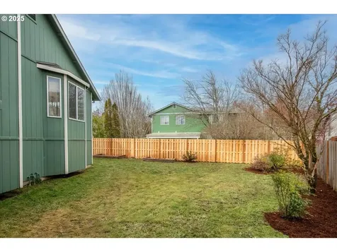 926 SE Dix Court Troutdale OR 97060