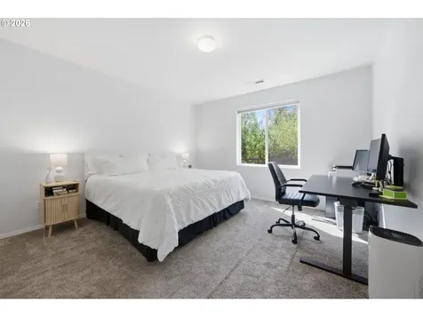 1798 S 57th Place Springfield OR 97478