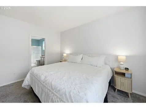 1798 S 57th Place Springfield OR 97478