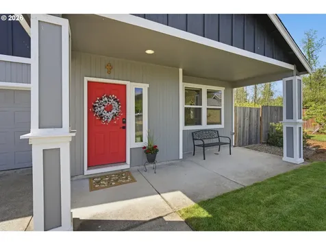 1798 S 57th Place Springfield OR 97478