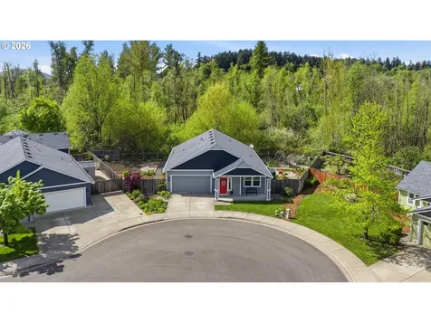 1798 S 57th Place Springfield OR 97478