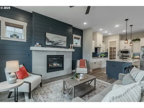 6883 SE Provence Street Hillsboro OR 97123
