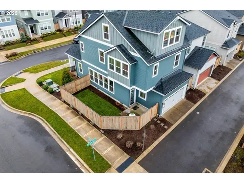 6883 SE Provence Street Hillsboro OR 97123
