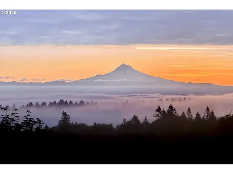 7910 NW Gales Ridge Lane Portland OR 97229