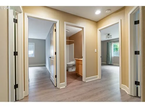 8449 SW Alden Street Portland OR 97223