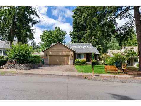 8449 SW Alden Street Portland OR 97223