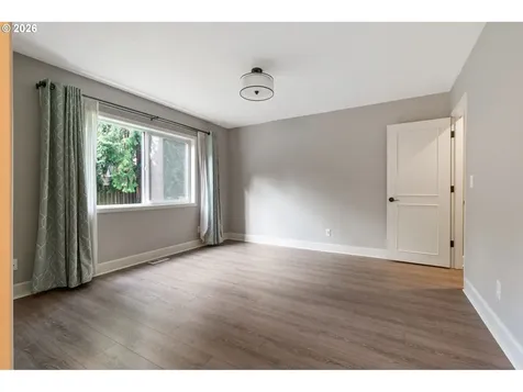 8449 SW Alden Street Portland OR 97223