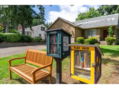 8449 SW Alden Street Portland OR 97223