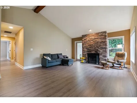 8449 SW Alden Street Portland OR 97223