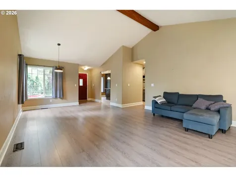 8449 SW Alden Street Portland OR 97223