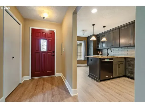 8449 SW Alden Street Portland OR 97223