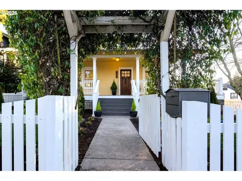 615 W 21st Street Vancouver WA 98660