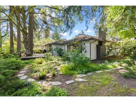 8330 SW Carmel Court Portland OR 97223