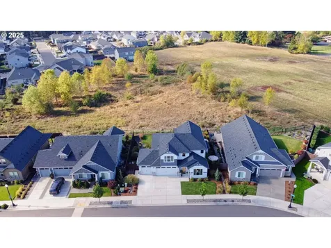 2706 SE 22nd Avenue Battle Ground WA 98604