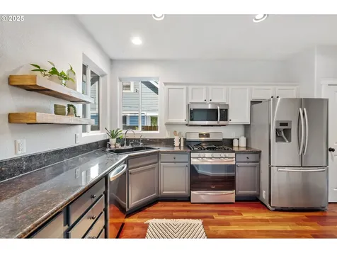 4838 NE 34th Avenue Portland OR 97211