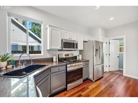 4838 NE 34th Avenue Portland OR 97211