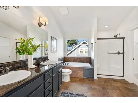 4838 NE 34th Avenue Portland OR 97211