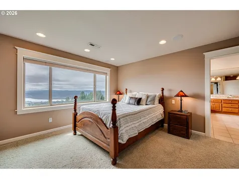 178 Discovery Drive Kalama WA 98625