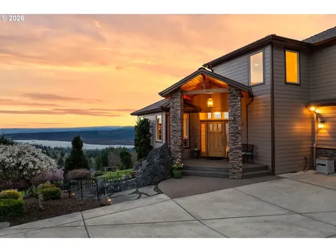 178 Discovery Drive Kalama WA 98625