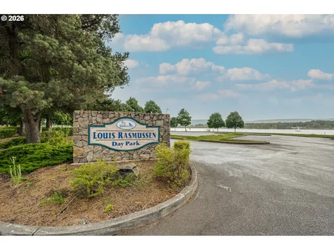 178 Discovery Drive Kalama WA 98625
