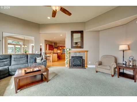 178 Discovery Drive Kalama WA 98625