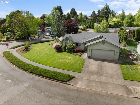 1784 Whitcomb Drive NW Salem OR 97304