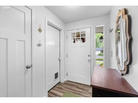 1784 Whitcomb Drive NW Salem OR 97304
