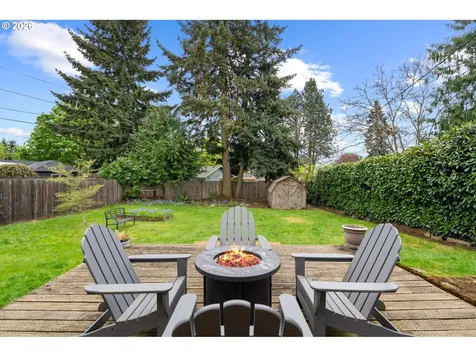 705 NW 41st Street Vancouver WA 98660