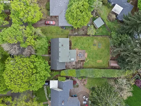 705 NW 41st Street Vancouver WA 98660