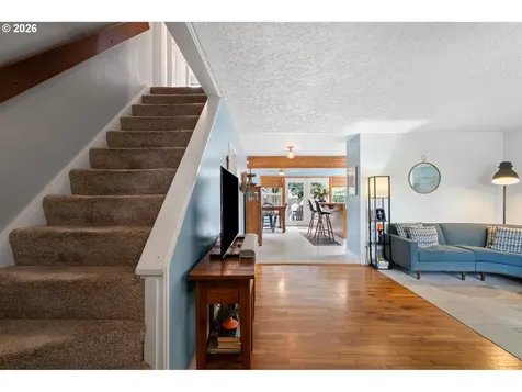 705 NW 41st Street Vancouver WA 98660