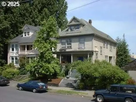 2245 NW Overton Street Portland OR 97210