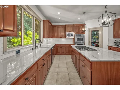 15140 SW 139th Avenue Portland OR 97224