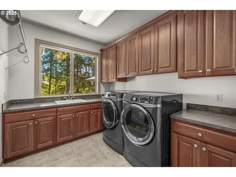 15140 SW 139th Avenue Portland OR 97224