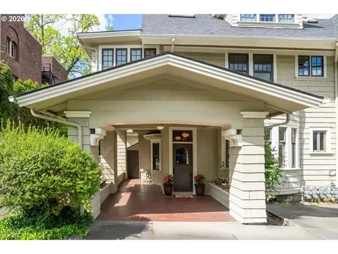 1111 NW 25th Avenue Portland OR 97210