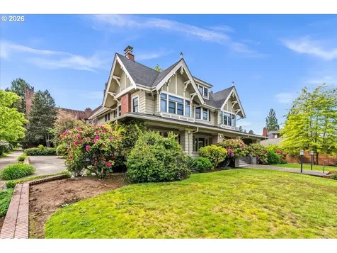 1111 NW 25th Avenue Portland OR 97210