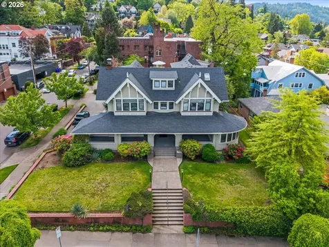 1111 NW 25th Avenue Portland OR 97210