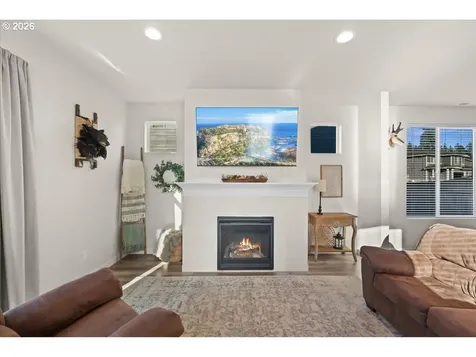1857 N Millican Creek Street Lafayette OR 97127
