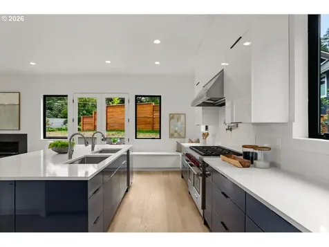 3215 SW Sherwood Place Portland OR 97201
