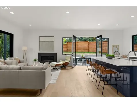 3215 SW Sherwood Place Portland OR 97201