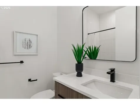 3215 SW Sherwood Place Portland OR 97201