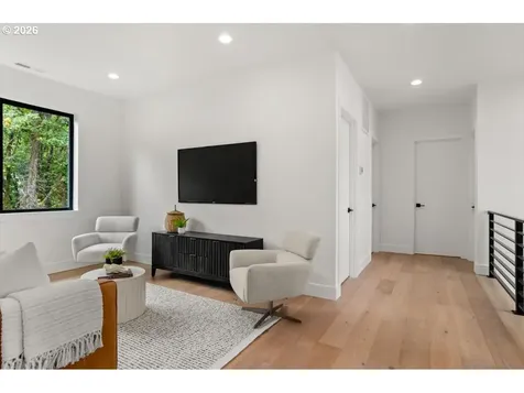 3215 SW Sherwood Place Portland OR 97201
