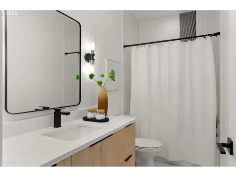 3215 SW Sherwood Place Portland OR 97201