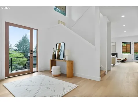 3215 SW Sherwood Place Portland OR 97201