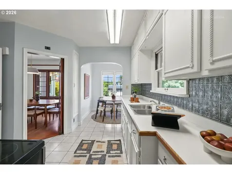 2948 NE 24th Avenue Portland OR 97212