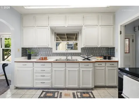 2948 NE 24th Avenue Portland OR 97212