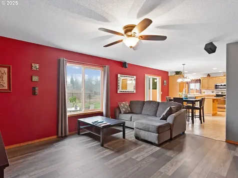 311 NW 147th Circle Vancouver WA 98685